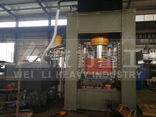 630噸框架式液壓沖床