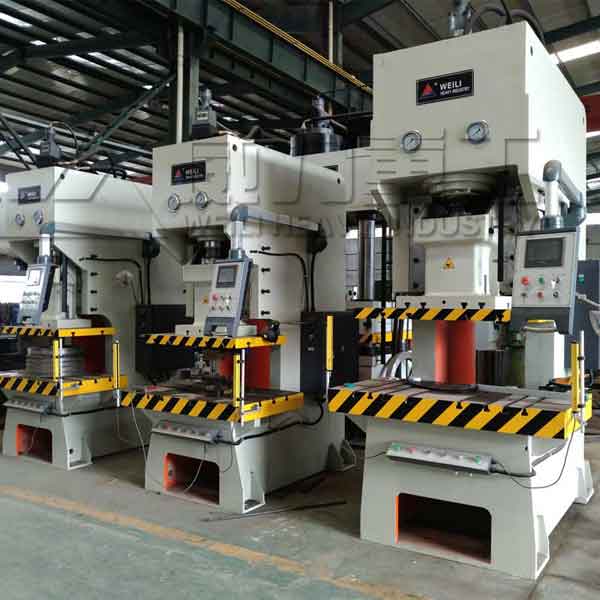 C型液壓沖床車(chē)間現(xiàn)貨